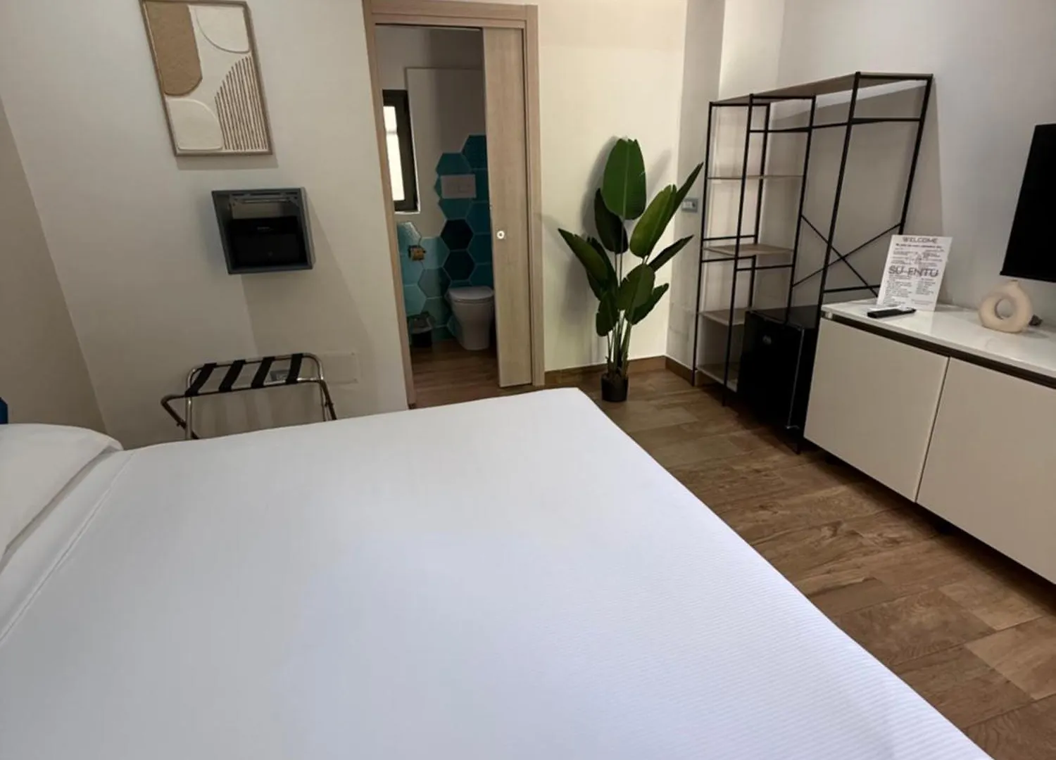Su Entu Guest House 칼라고노네